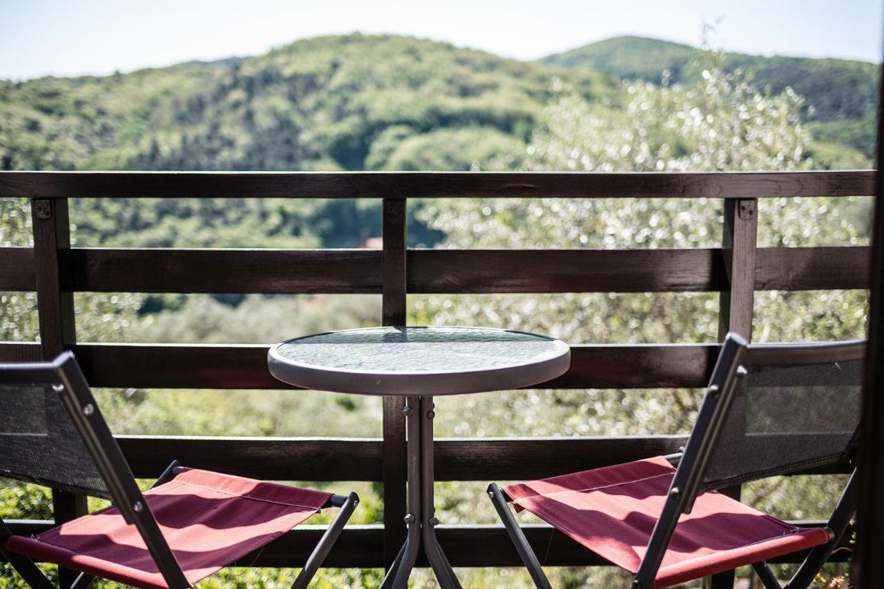 La Fattoria Di Nonna Eugenia Bed & Breakfast Lerici Exterior photo